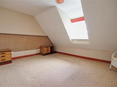 BEDROOM 1 (FRONT)